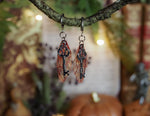Lade das Bild in den Galerie-Viewer, Earrings Key - silver, pink

