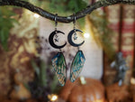 Lade das Bild in den Galerie-Viewer, Earrings - silver moon, blue sea

