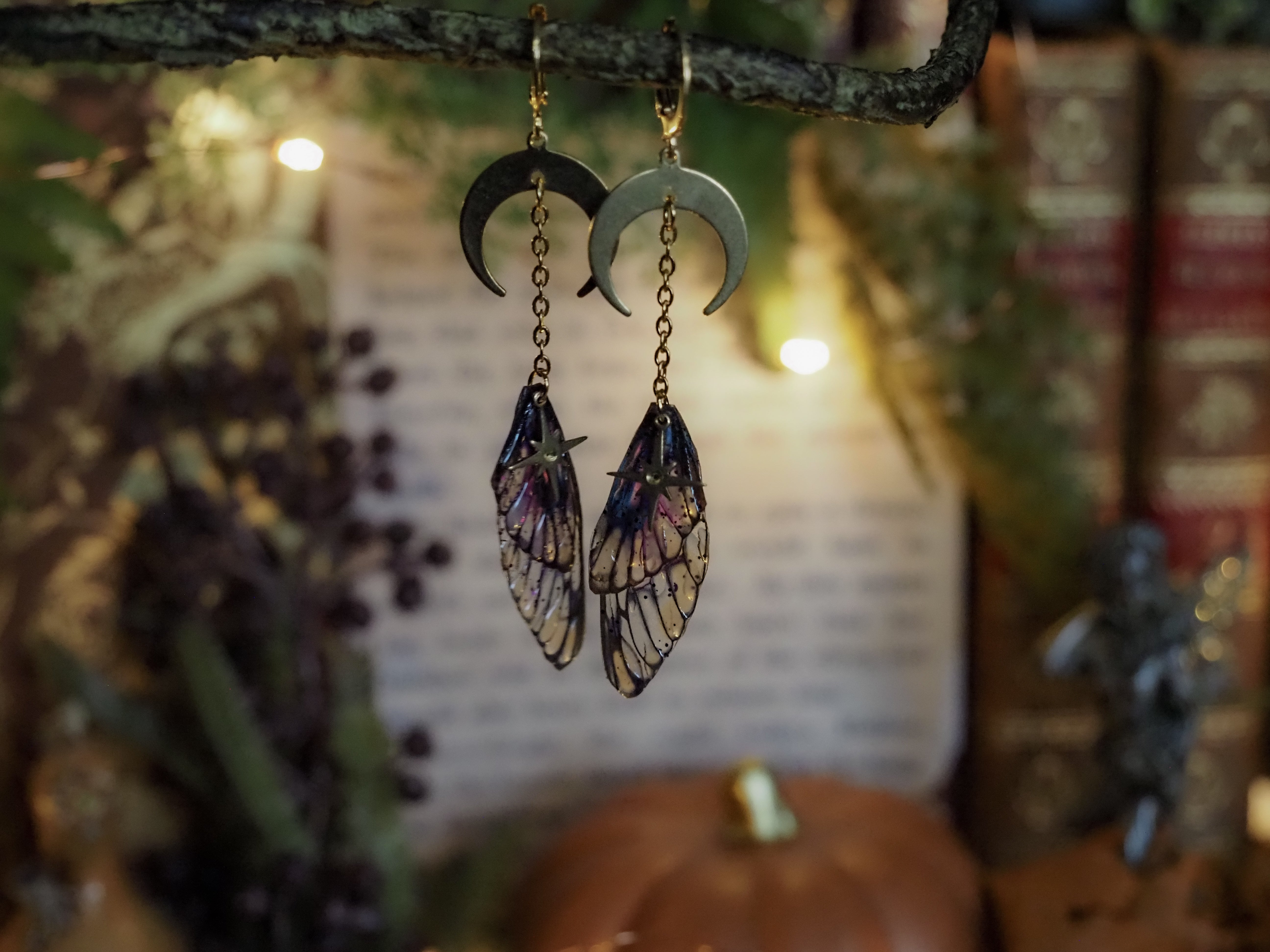 Earrings Moon - gold, spooky