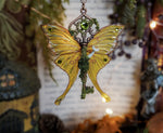 Lade das Bild in den Galerie-Viewer, OOAK Flying Key - Forest Moth
