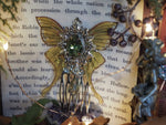 Lade das Bild in den Galerie-Viewer, Haircomb Luna Moth Yellow
