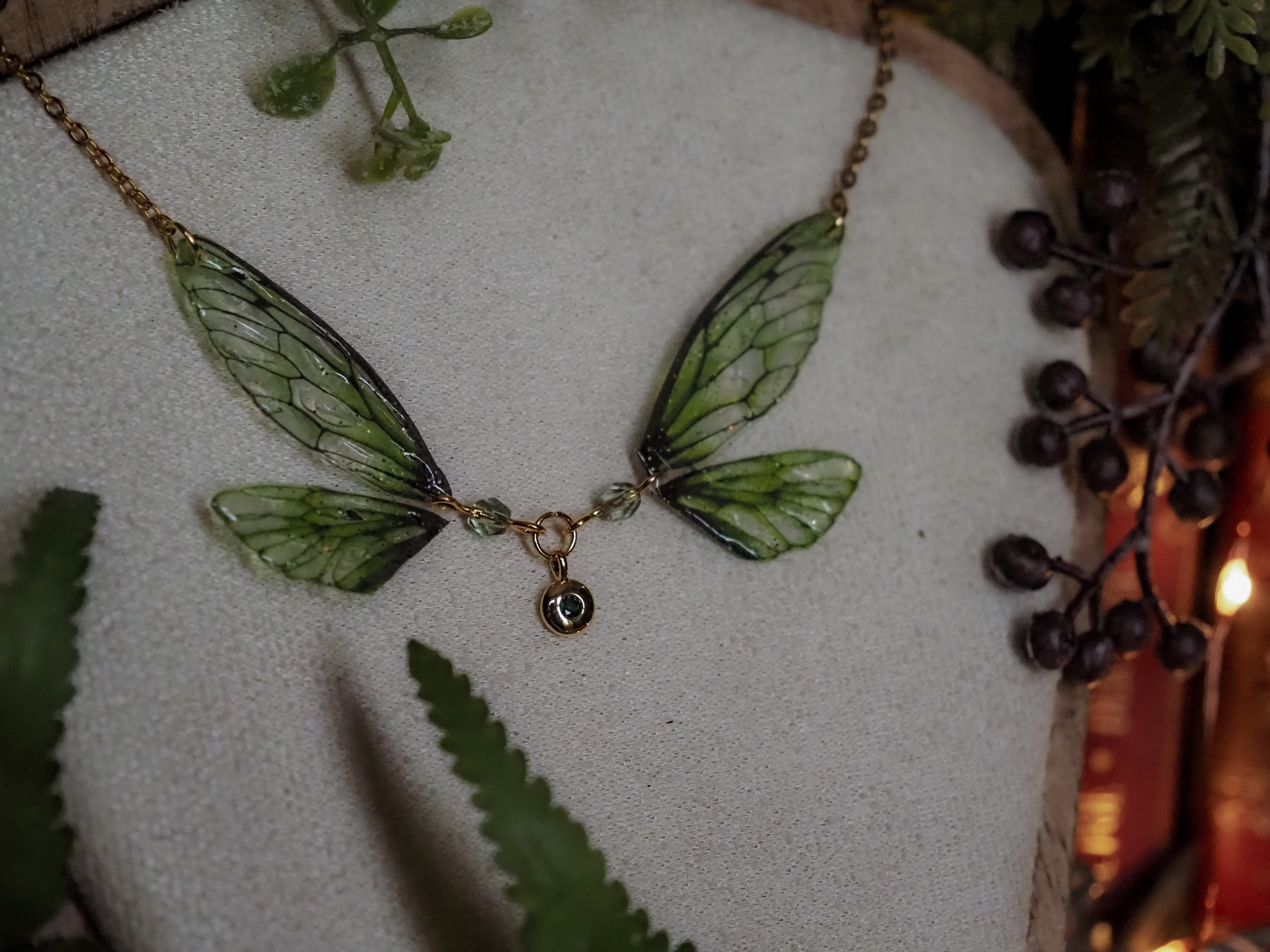 Enchanted necklace - green, gold