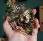 Load image into Gallery viewer, OOAK Glass hearted container - nature
