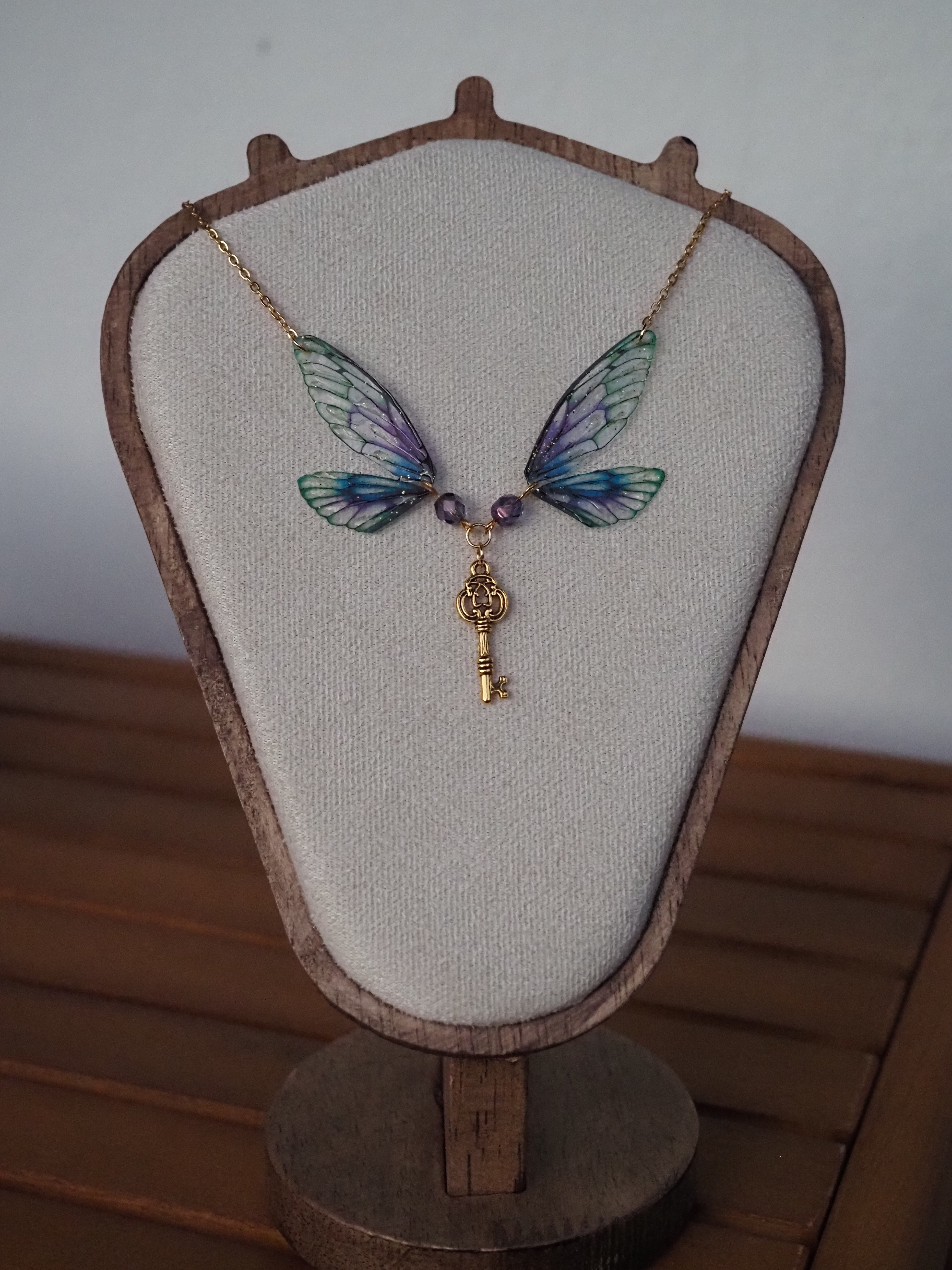 Enchanting necklace - kelpie, key