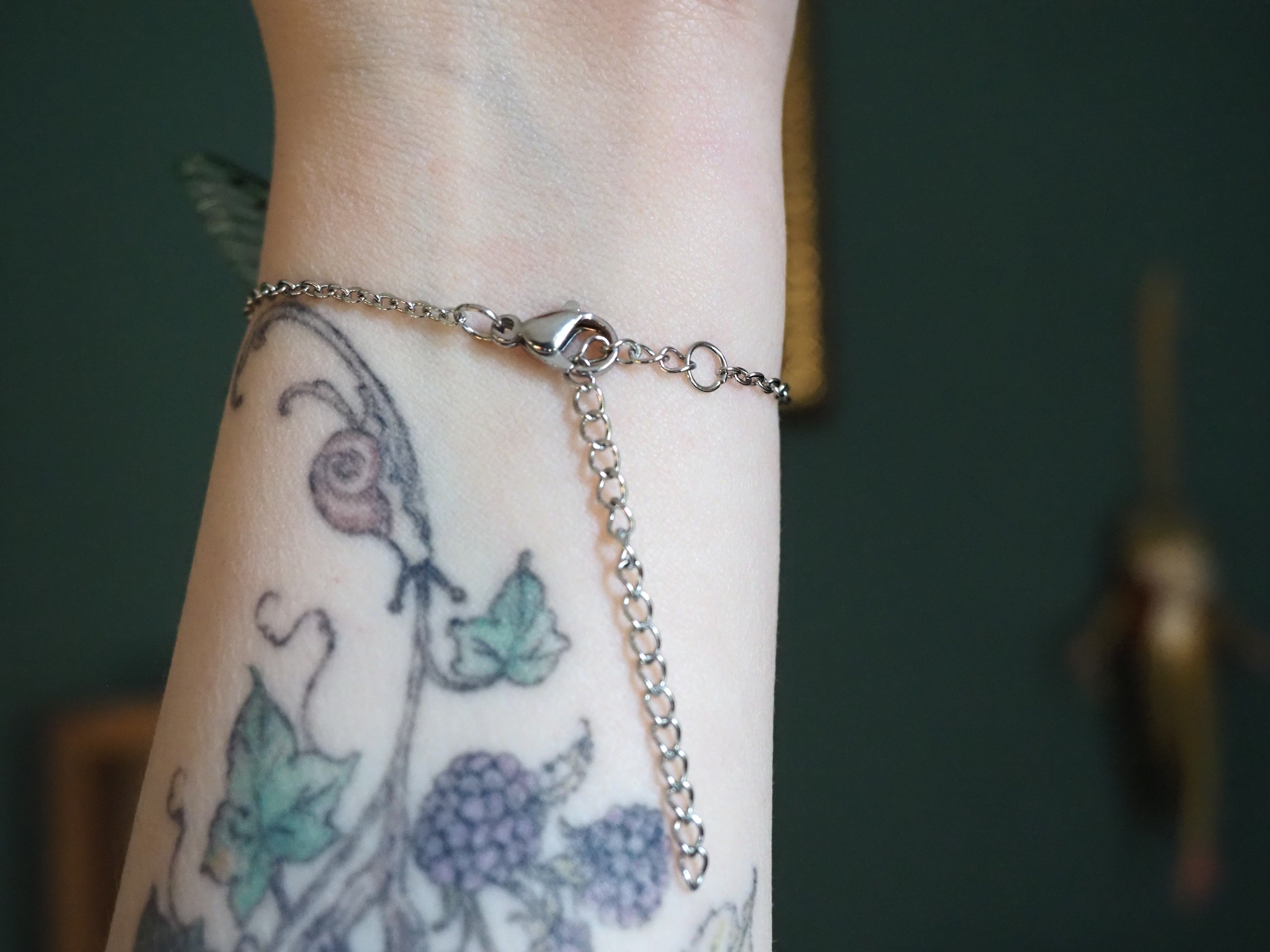 Flying Key Bracelet - silver, kelpie