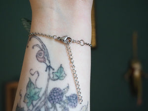 Flying Key Bracelet - silver, kelpie