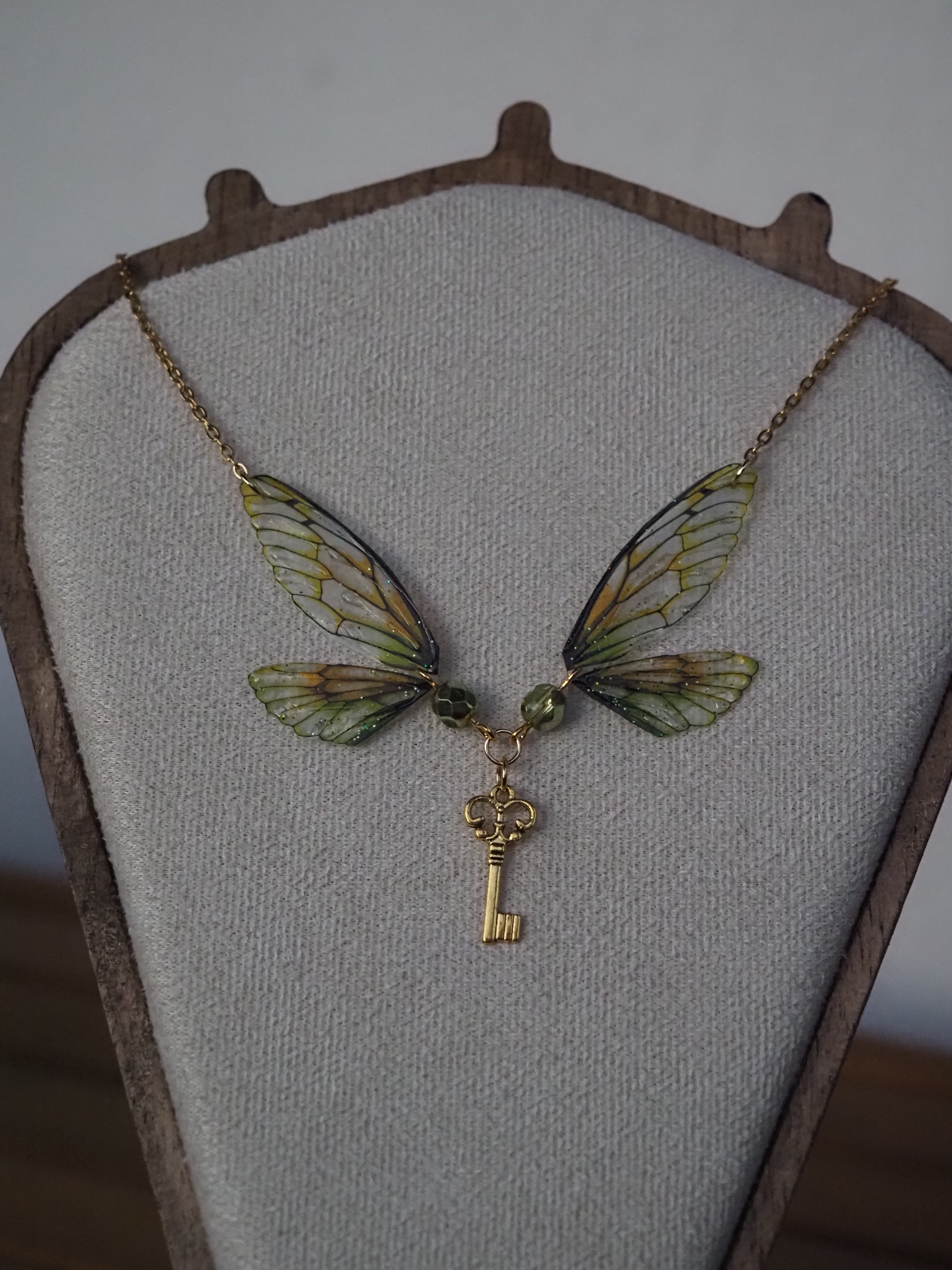 Enchanting Necklace - autumn key