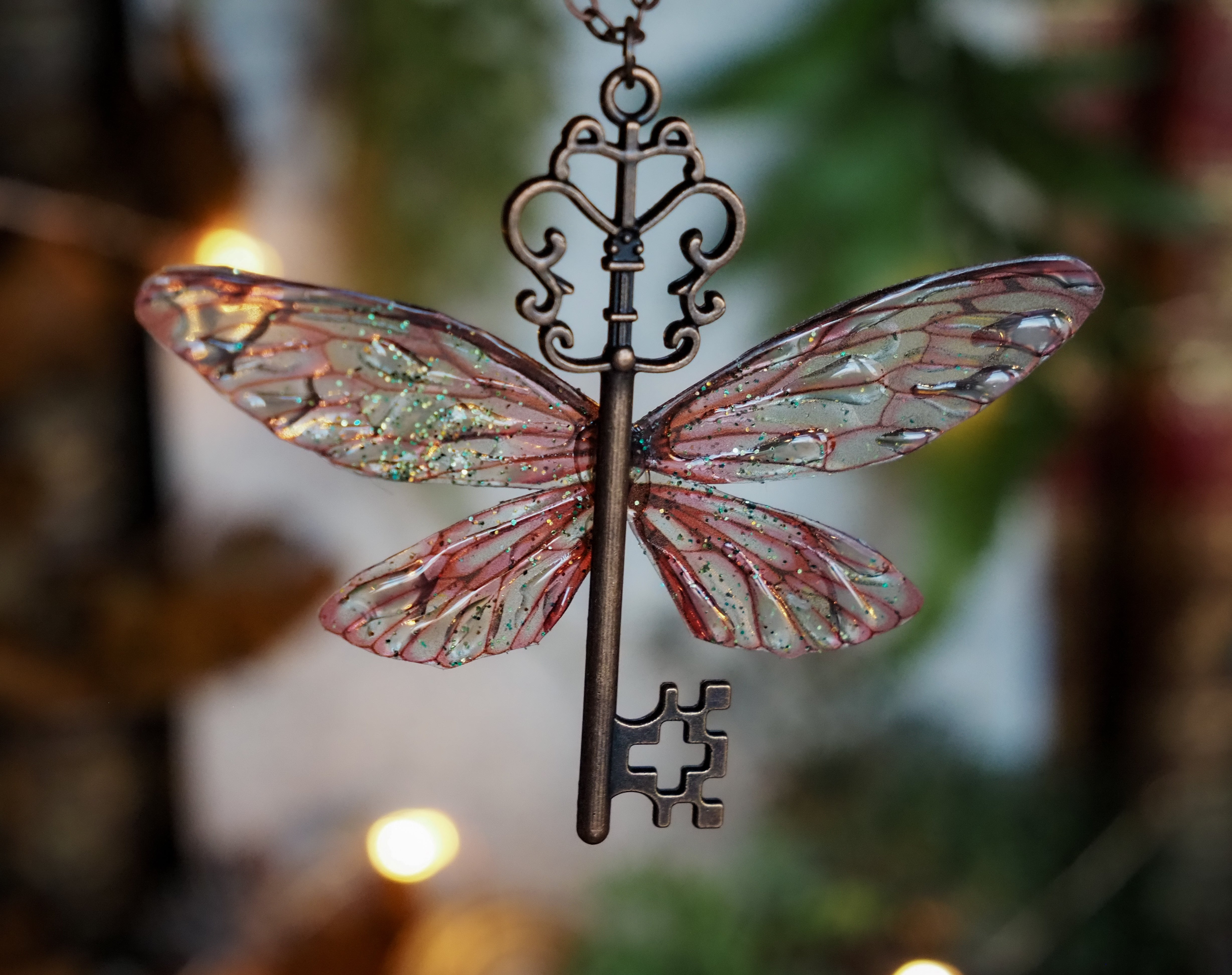 Flying key small - bronce, pink