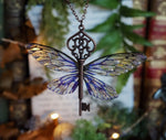 Lade das Bild in den Galerie-Viewer, Flying Key - bronce, purple
