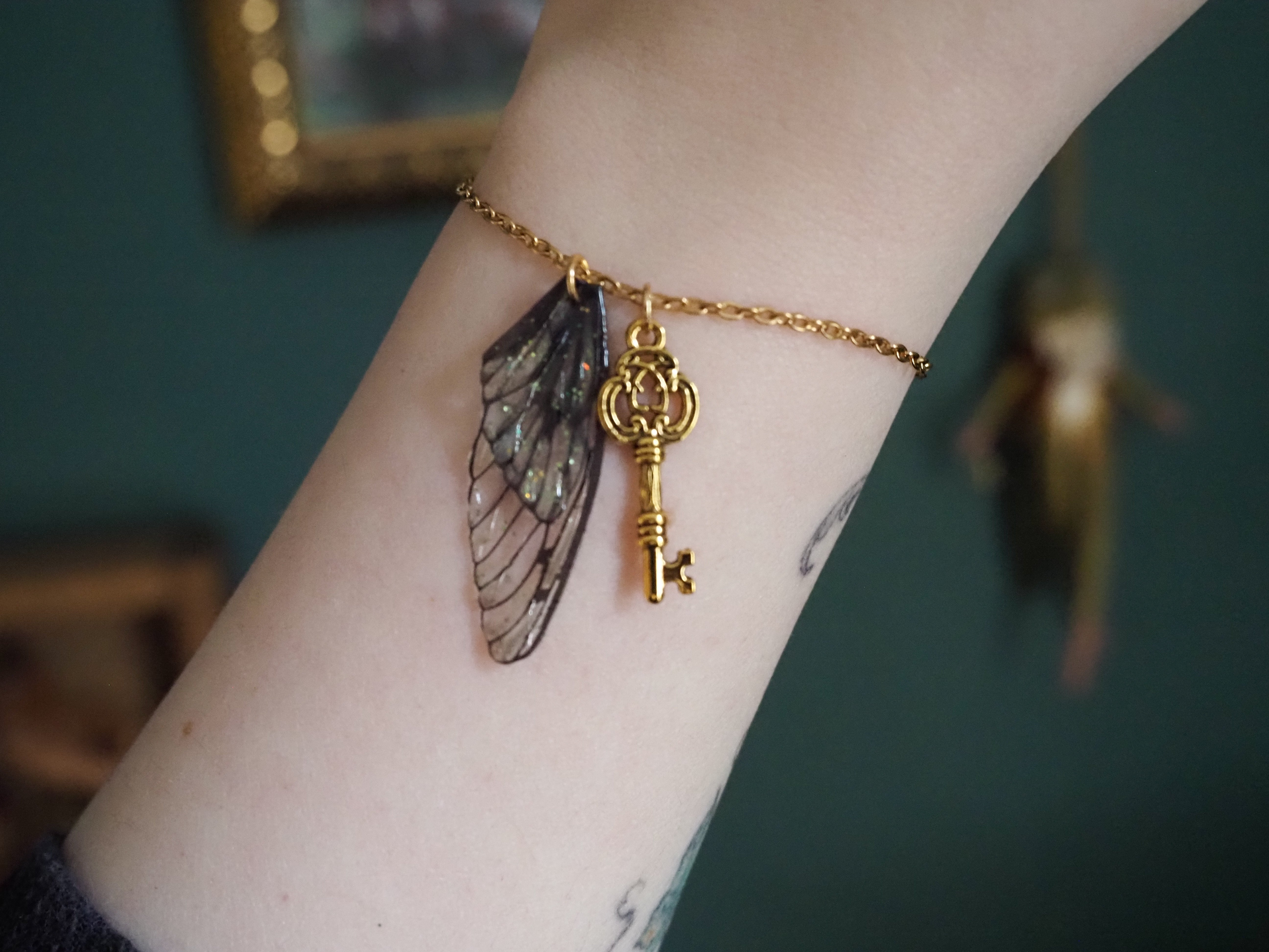 Bracelet - black, key - silver or gold
