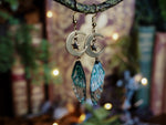 Lade das Bild in den Galerie-Viewer, Moon Earrings - emerald, gold, stars
