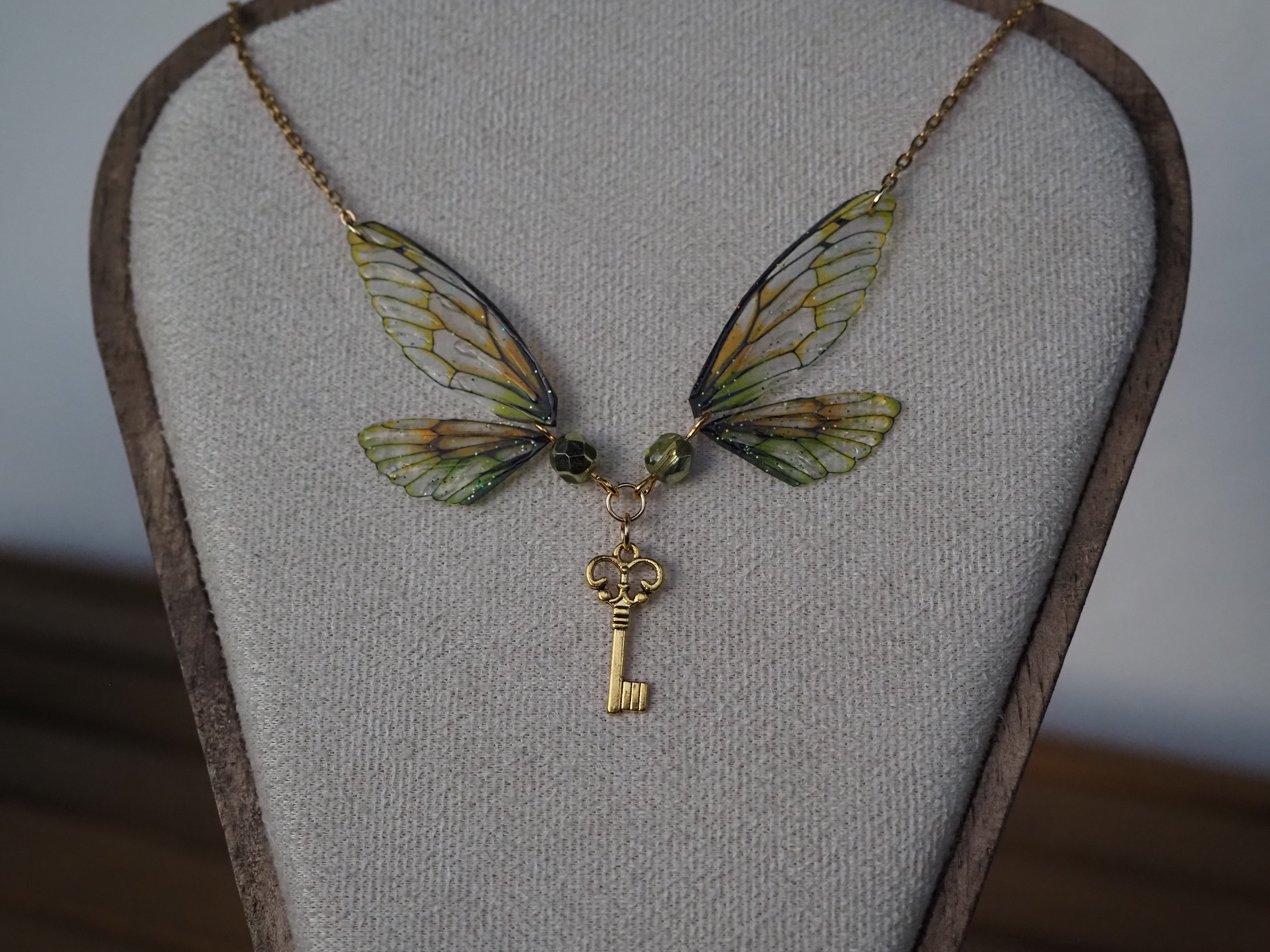 Enchanting Necklace - autumn key