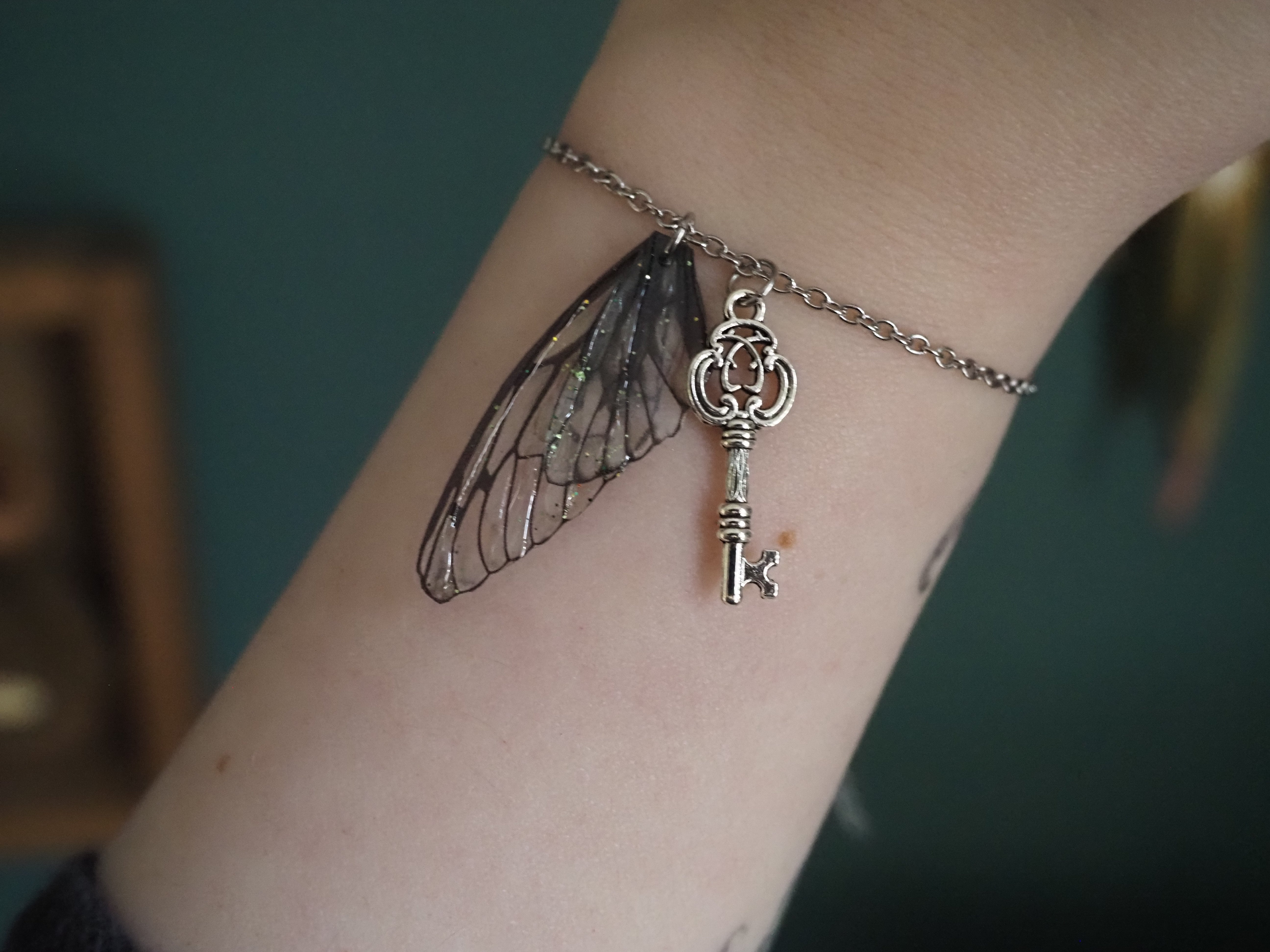 Bracelet - black, key - silver or gold