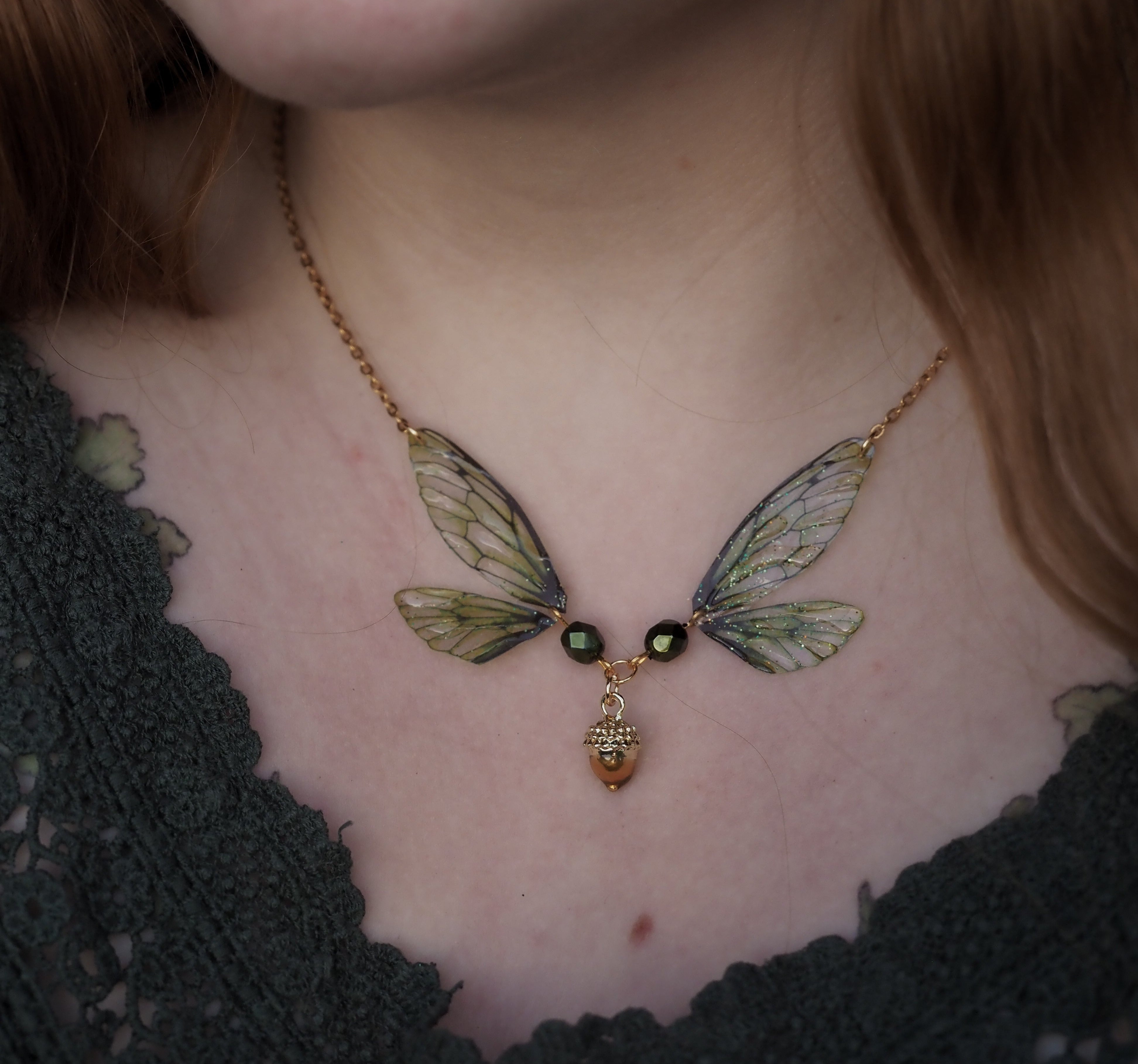 Enchanting necklace - acorn, green