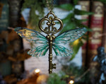 Lade das Bild in den Galerie-Viewer, Flying Key - golden, emerald
