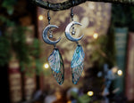 Lade das Bild in den Galerie-Viewer, Moon Earrings - blue sea, silver, stars
