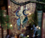 Lade das Bild in den Galerie-Viewer, Moon Earrings - blue sea, silver, stars
