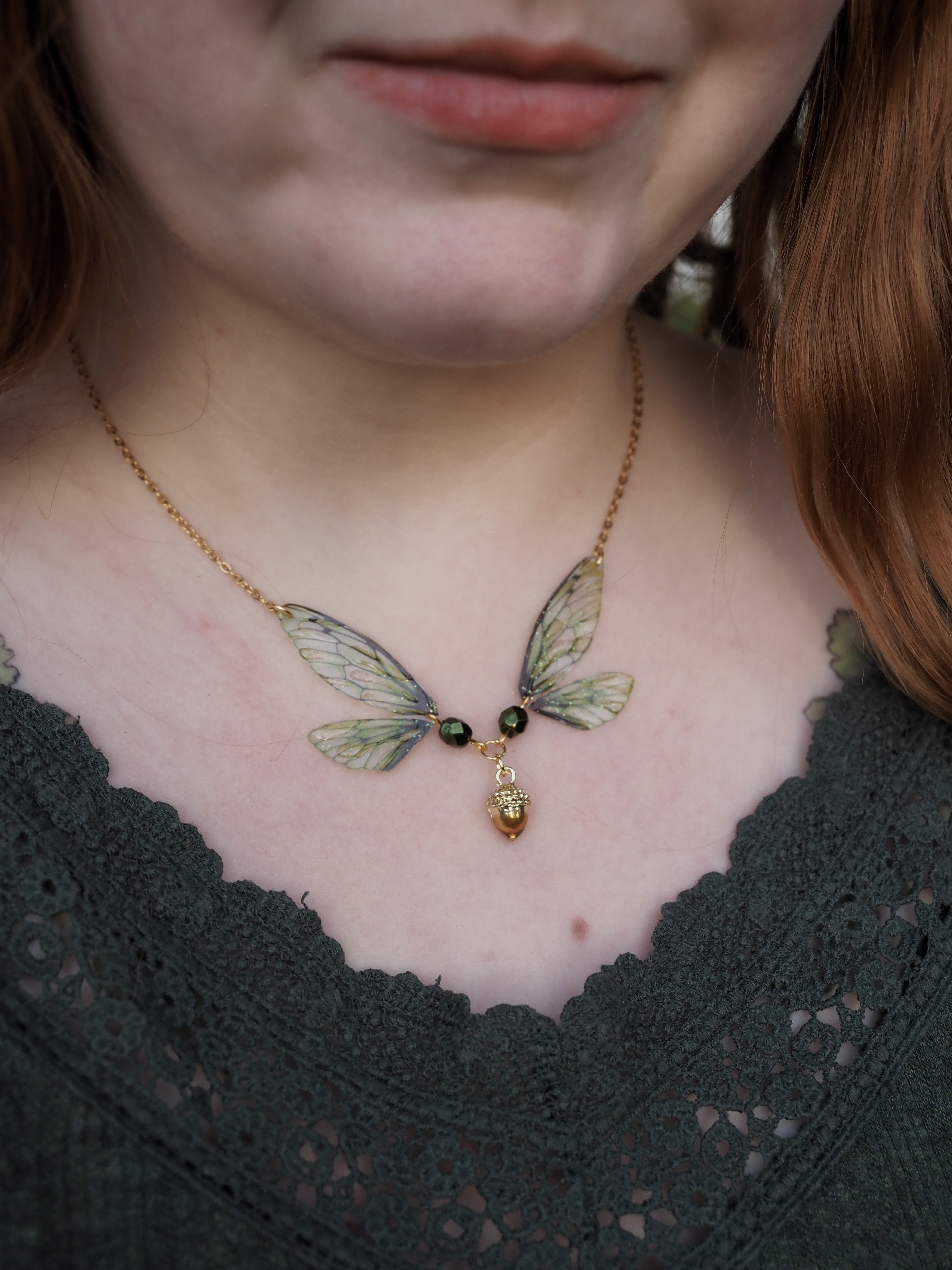 Enchanting necklace - acorn, green