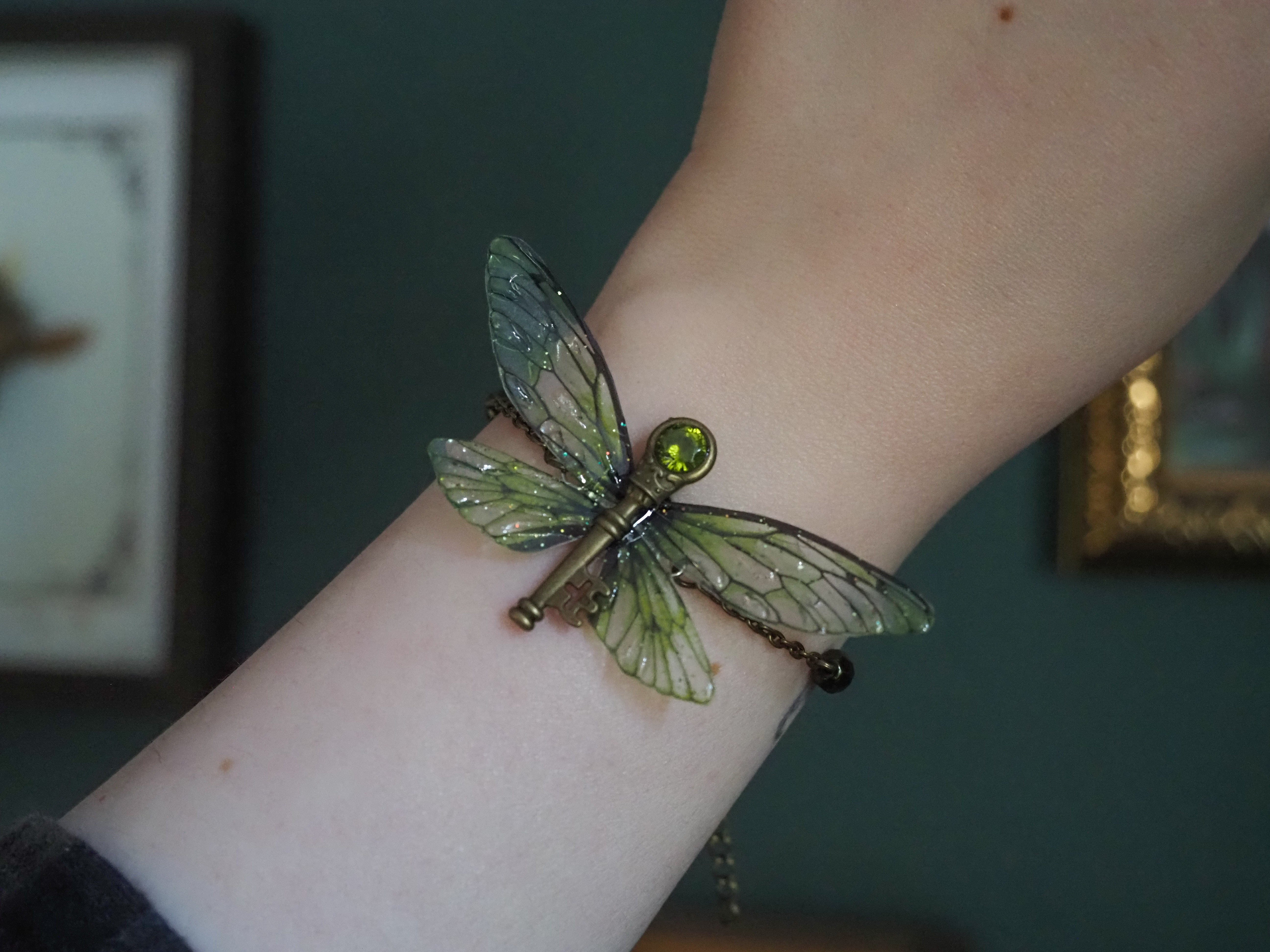 Flying Key Bracelet - green, pearls