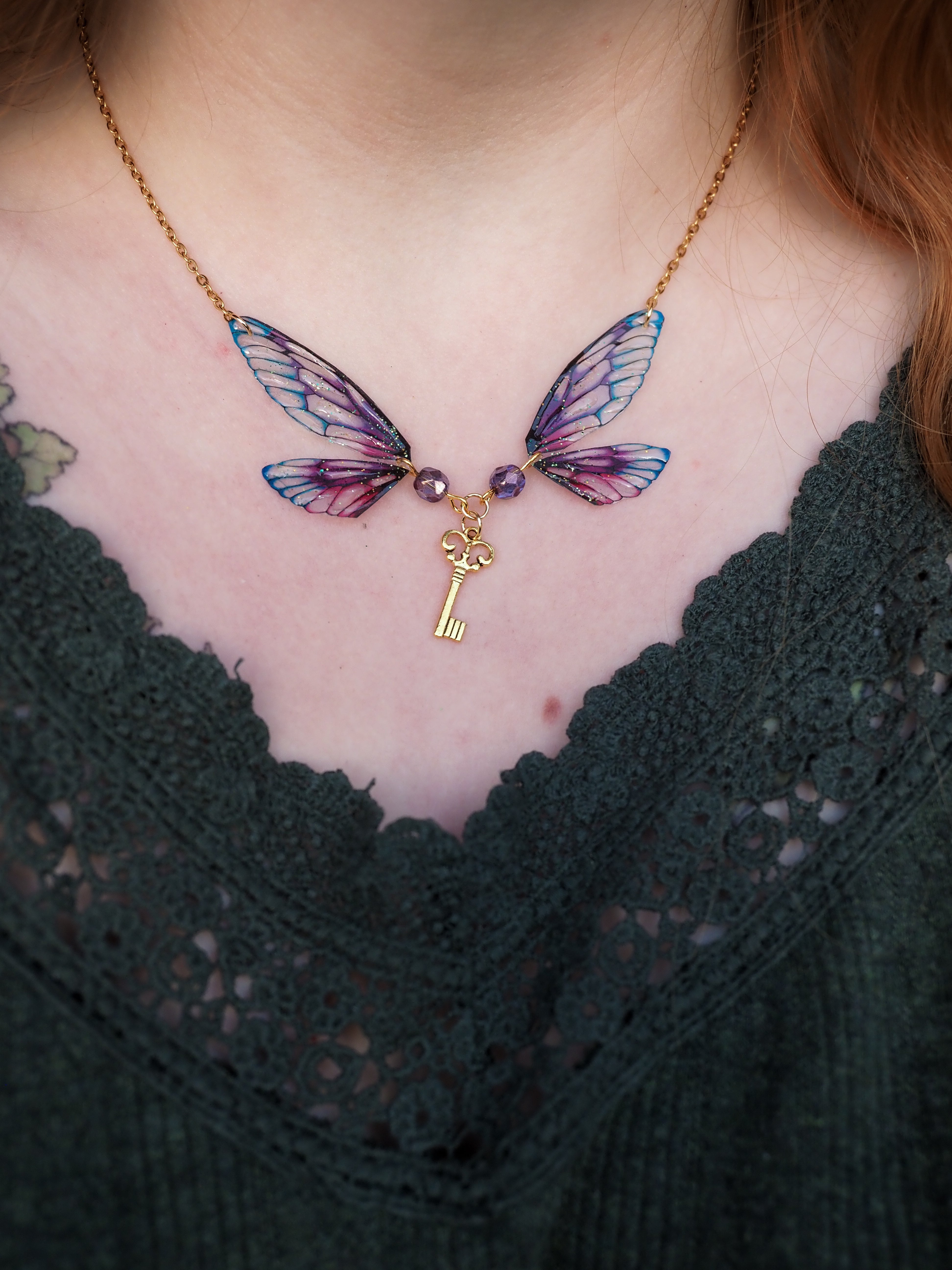 Enchanting necklace - purple, key