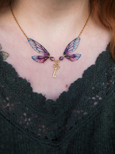 Enchanting necklace - purple, key