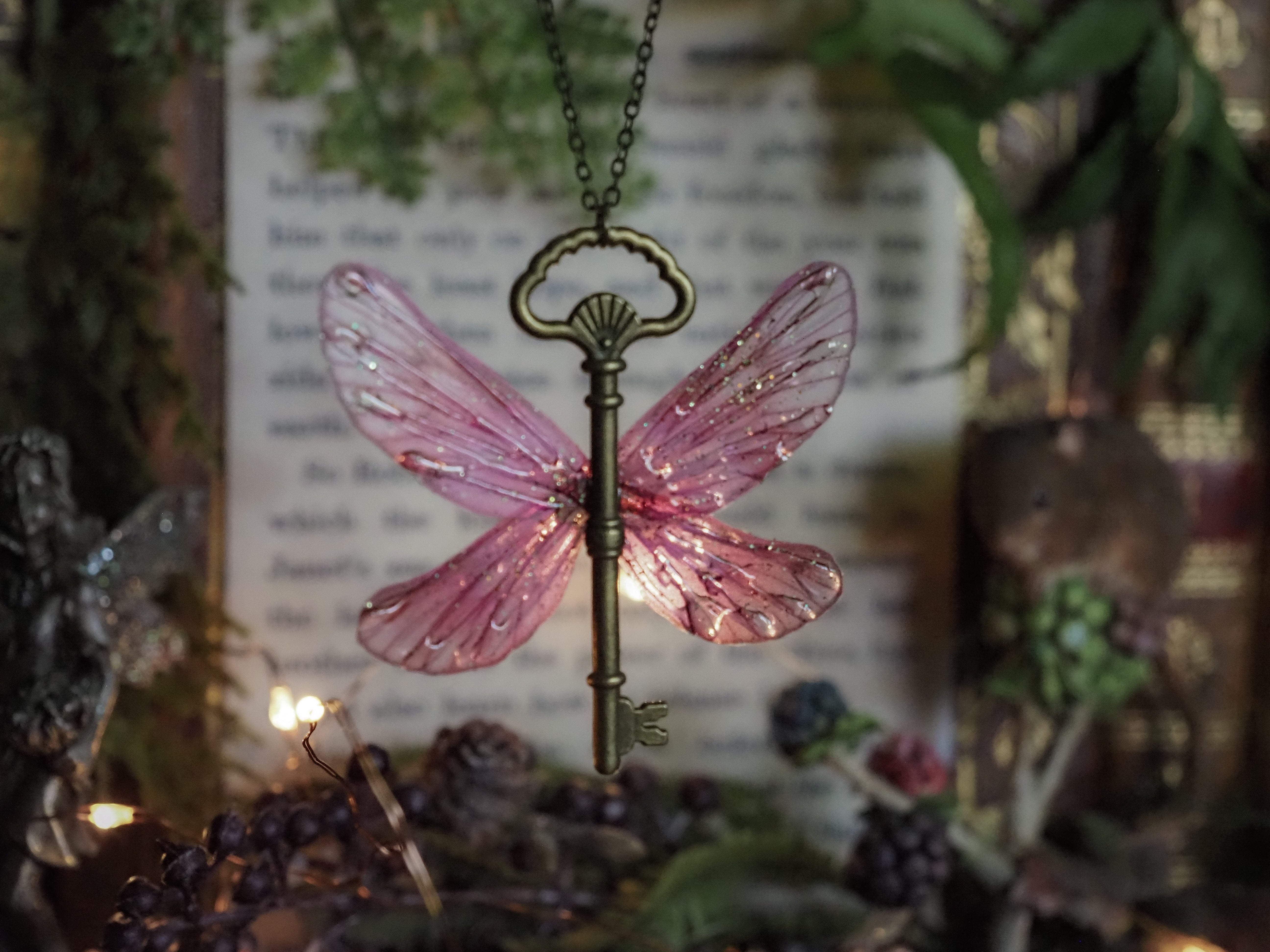 Flying Key - small, pink, bronce
