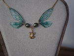 Lade das Bild in den Galerie-Viewer, Enchanting necklace - green, frog
