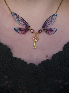 Enchanting necklace - purple, key