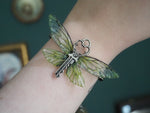 Lade das Bild in den Galerie-Viewer, Flying Key Bracelet - green, silver
