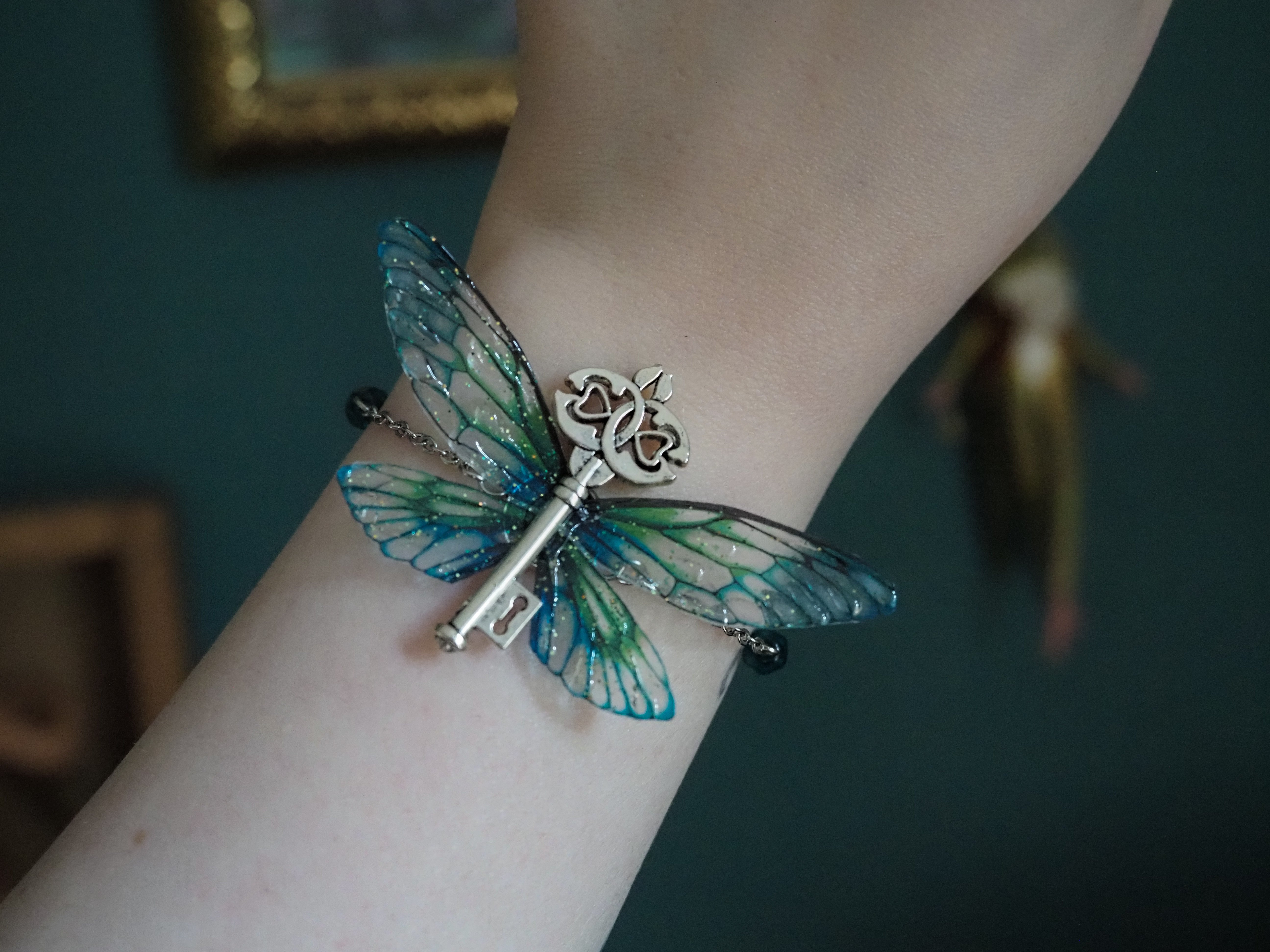 Flying Key Bracelet - blue sea, silver