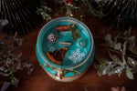 Lade das Bild in den Galerie-Viewer, Spirit of Fae Christmas Candles with Bracelet
