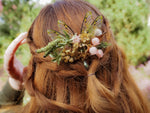 Lade das Bild in den Galerie-Viewer, OOAK Wild forest spring hair comb
