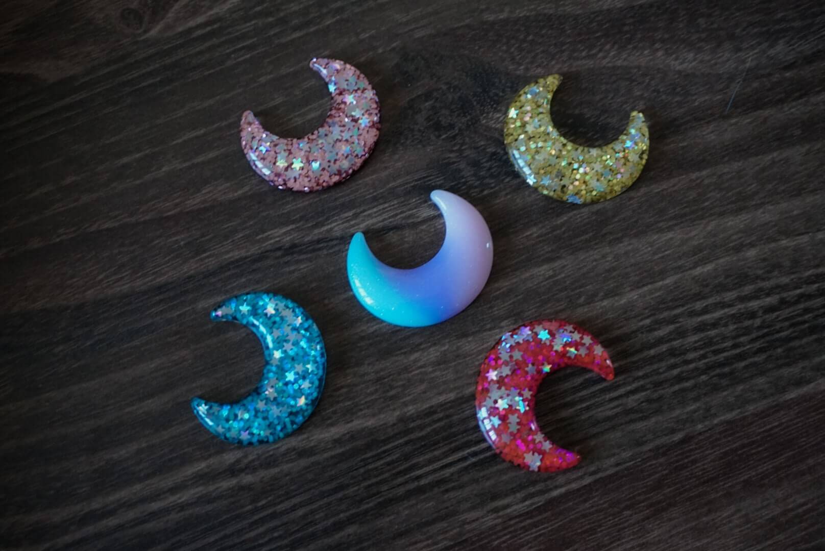 Stardust and Moon, Resin Moon Accessoire